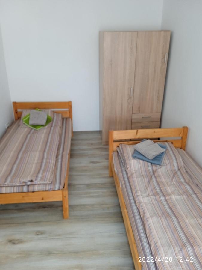 4 Rooms Apartment Тулча Экстерьер фото