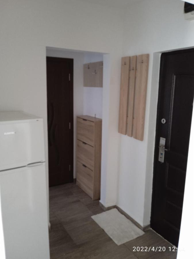 4 Rooms Apartment Тулча Экстерьер фото